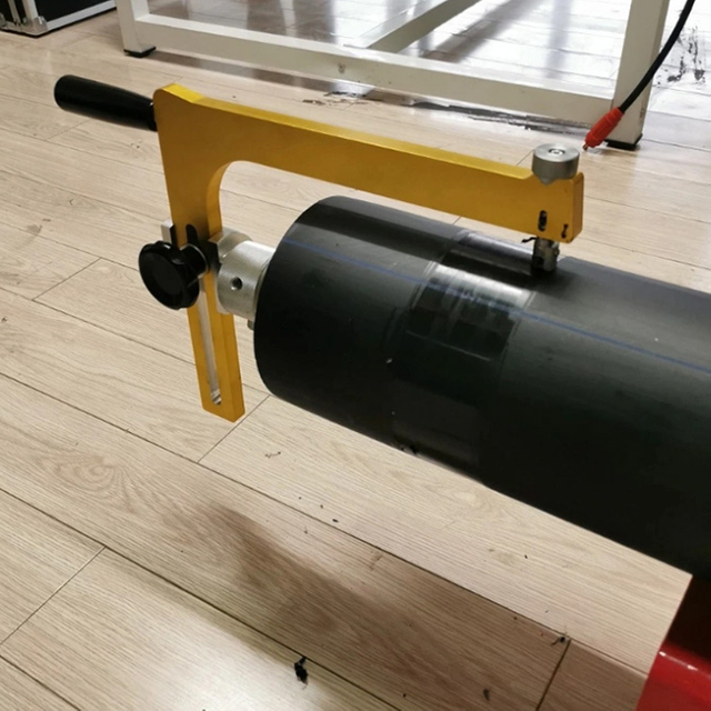 热销旋转pe管道刮板