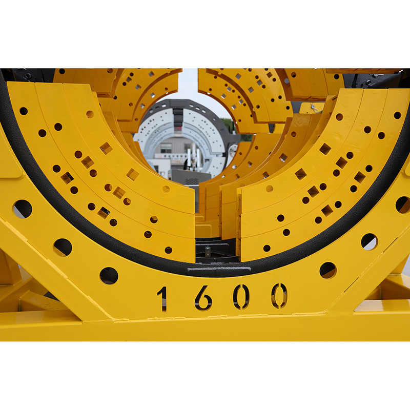 1600mm HDPE管道对接融合焊接机厂